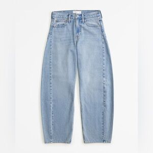 Abercrombie Mid Rise Barrel Jean